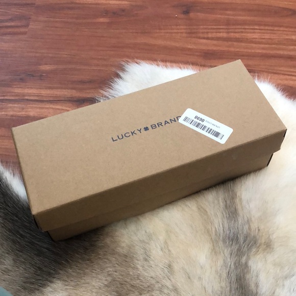 NWB Lucky Brand Emmie Flats - Picture 5 of 8